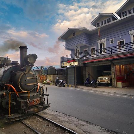 Hotel Hill Queen Near Sherpa Gumba Darjeeling Mall 5 Min Couple Friendly Extérieur photo