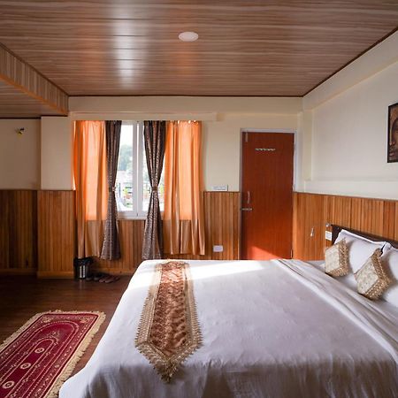 Hotel Hill Queen Near Sherpa Gumba Darjeeling Mall 5 Min Couple Friendly Extérieur photo
