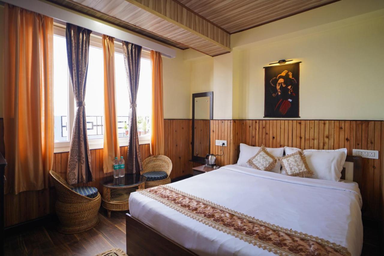 Hotel Hill Queen Near Sherpa Gumba Darjeeling Mall 5 Min Couple Friendly Extérieur photo