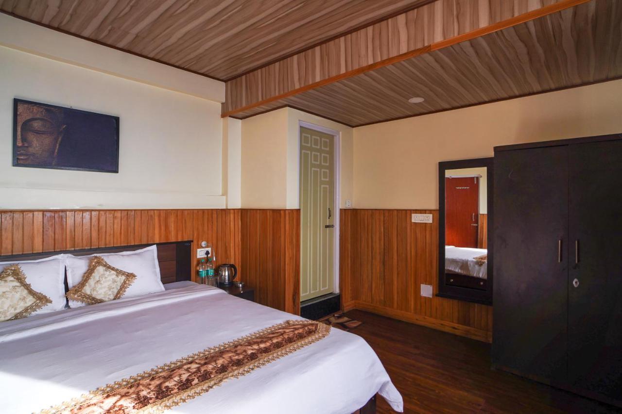 Hotel Hill Queen Near Sherpa Gumba Darjeeling Mall 5 Min Couple Friendly Extérieur photo