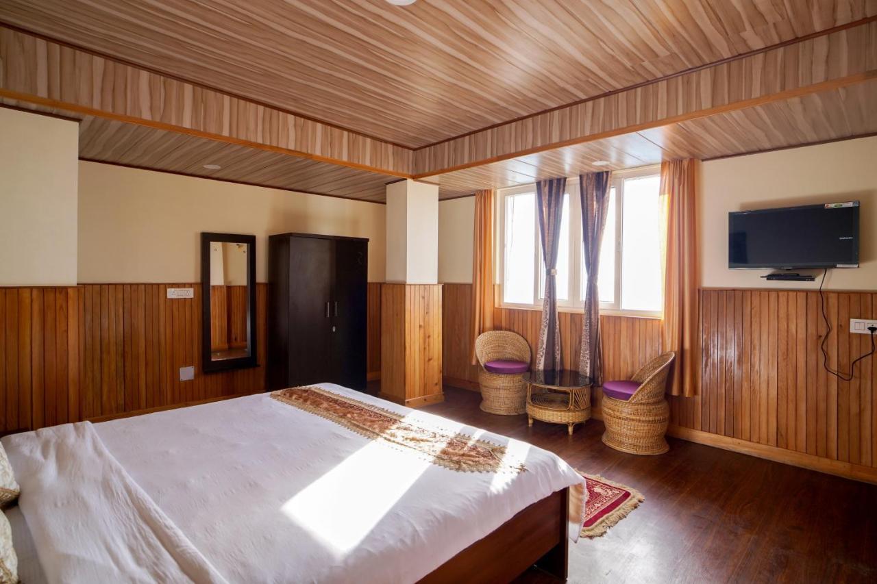 Hotel Hill Queen Near Sherpa Gumba Darjeeling Mall 5 Min Couple Friendly Extérieur photo