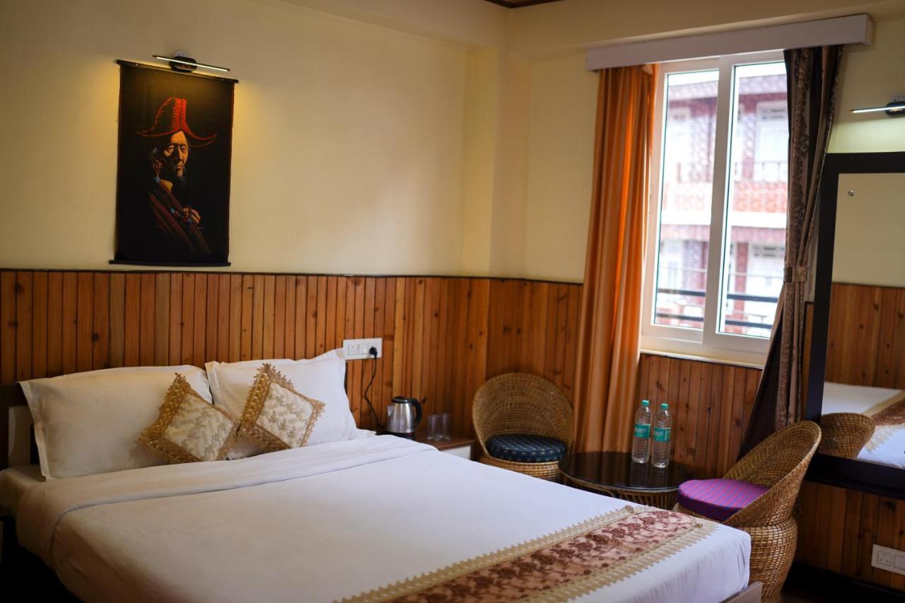 Hotel Hill Queen Near Sherpa Gumba Darjeeling Mall 5 Min Couple Friendly Extérieur photo