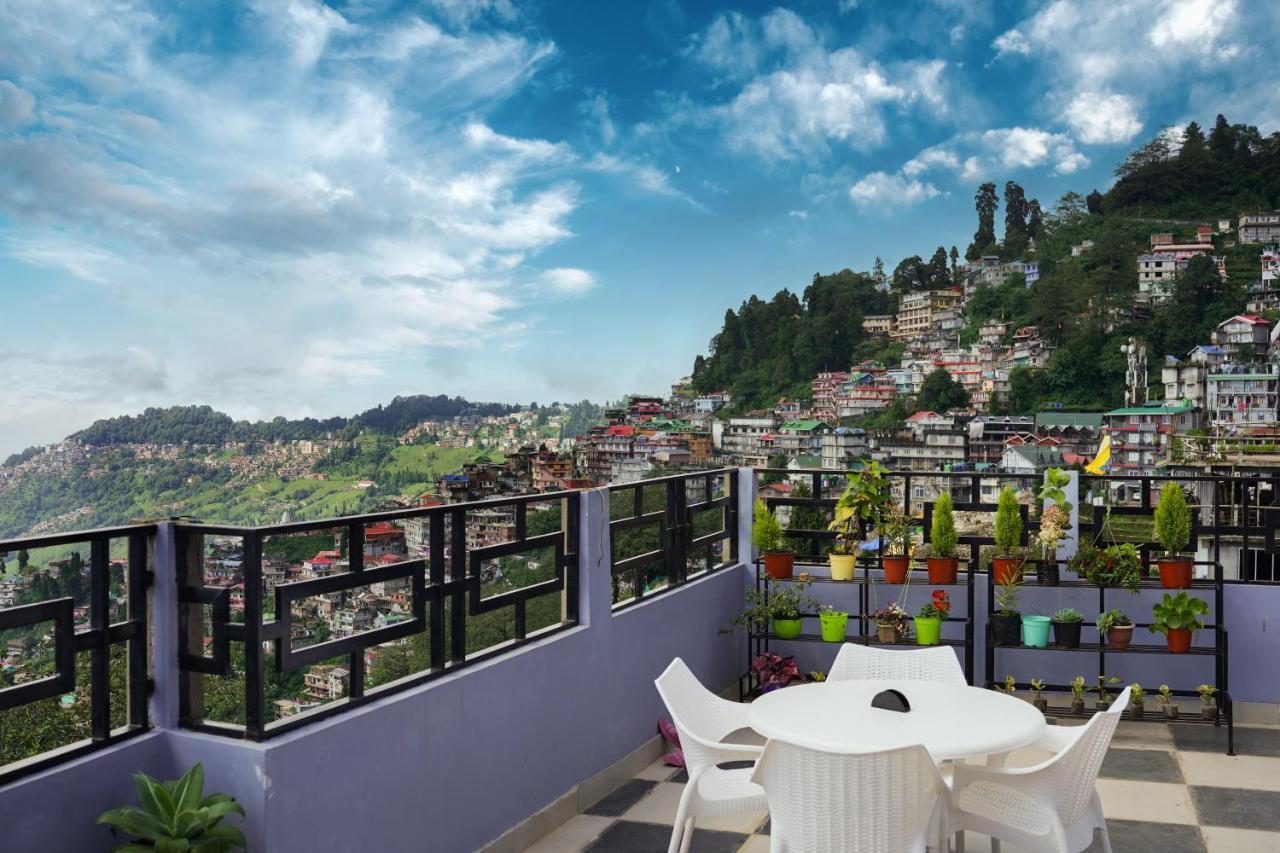 Hotel Hill Queen Near Sherpa Gumba Darjeeling Mall 5 Min Couple Friendly Extérieur photo