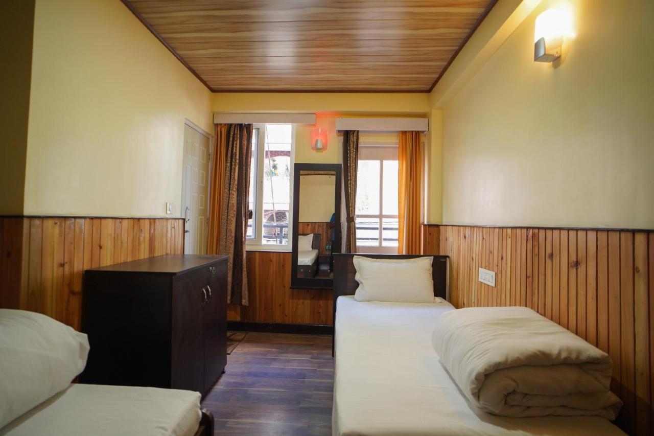 Hotel Hill Queen Near Sherpa Gumba Darjeeling Mall 5 Min Couple Friendly Extérieur photo