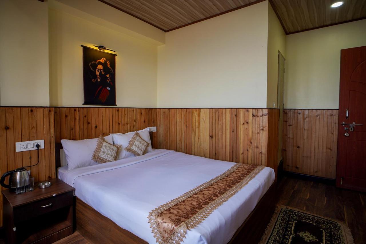 Hotel Hill Queen Near Sherpa Gumba Darjeeling Mall 5 Min Couple Friendly Extérieur photo