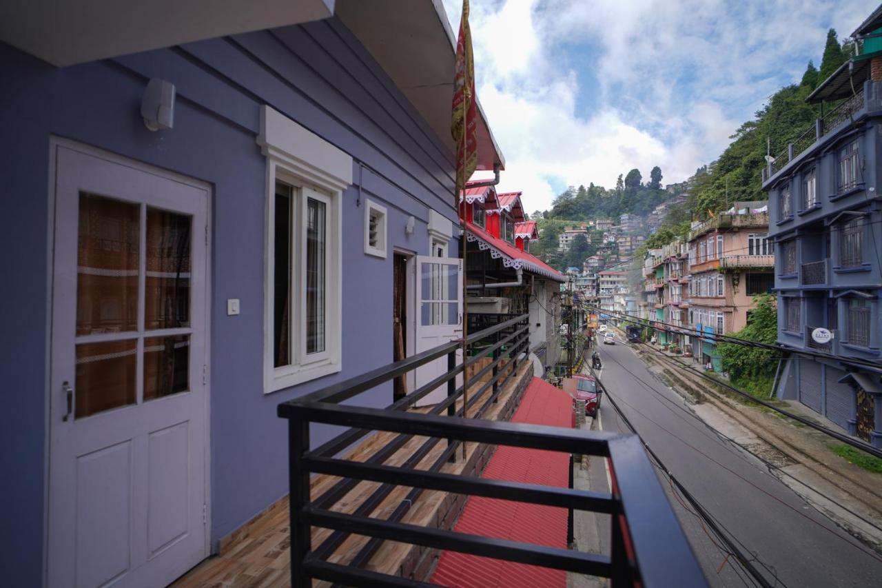 Hotel Hill Queen Near Sherpa Gumba Darjeeling Mall 5 Min Couple Friendly Extérieur photo