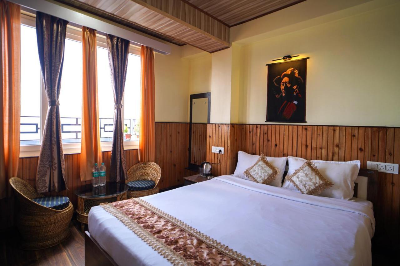 Hotel Hill Queen Near Sherpa Gumba Darjeeling Mall 5 Min Couple Friendly Extérieur photo
