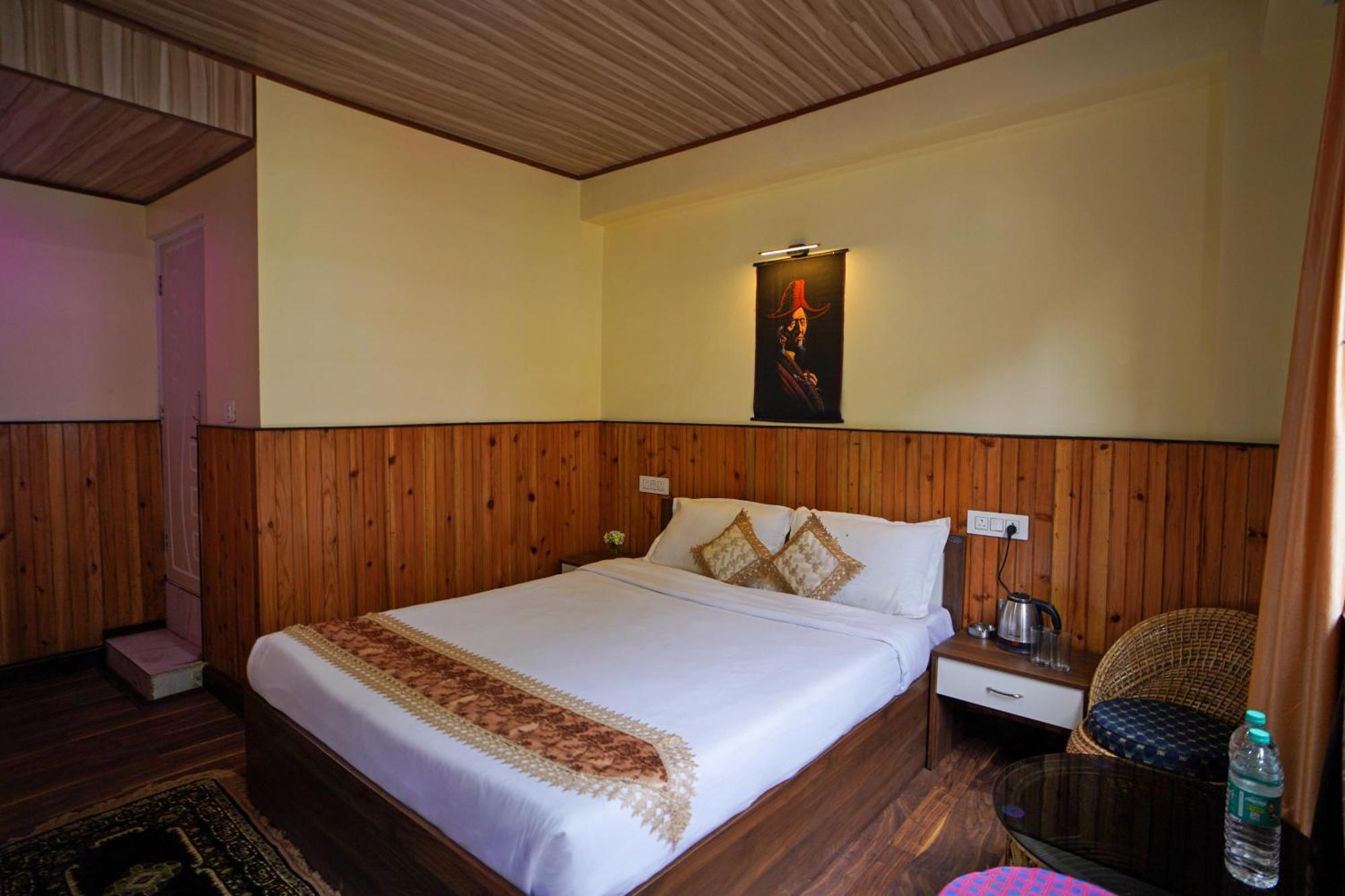 Hotel Hill Queen Near Sherpa Gumba Darjeeling Mall 5 Min Couple Friendly Extérieur photo